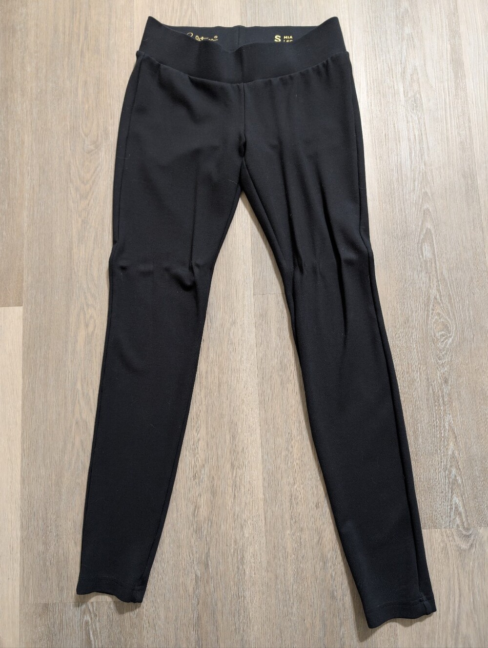 Lilly Pulitzer Black Stretch Mia Legging - S - Preloved